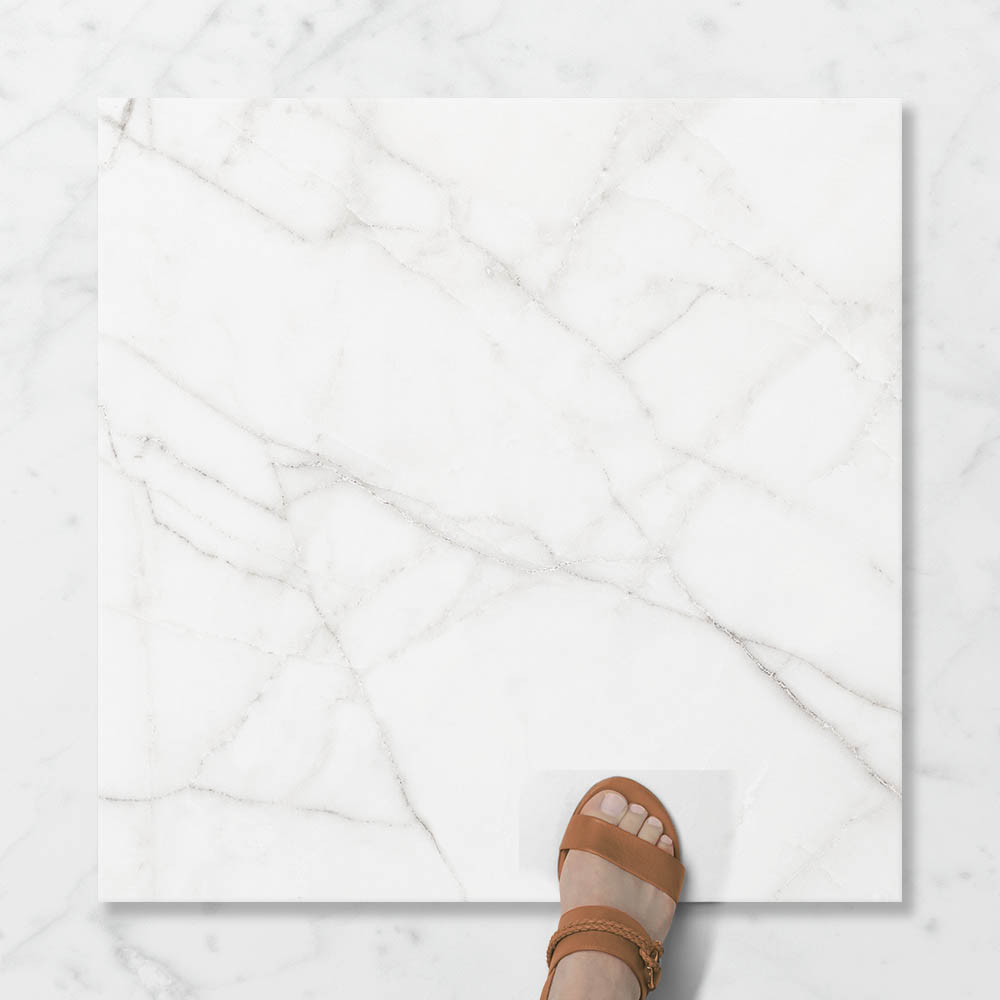 Aphrodite Statuario Wisp